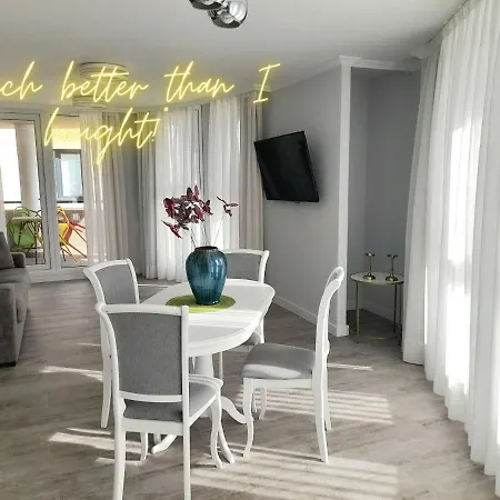 Mar Apartment *